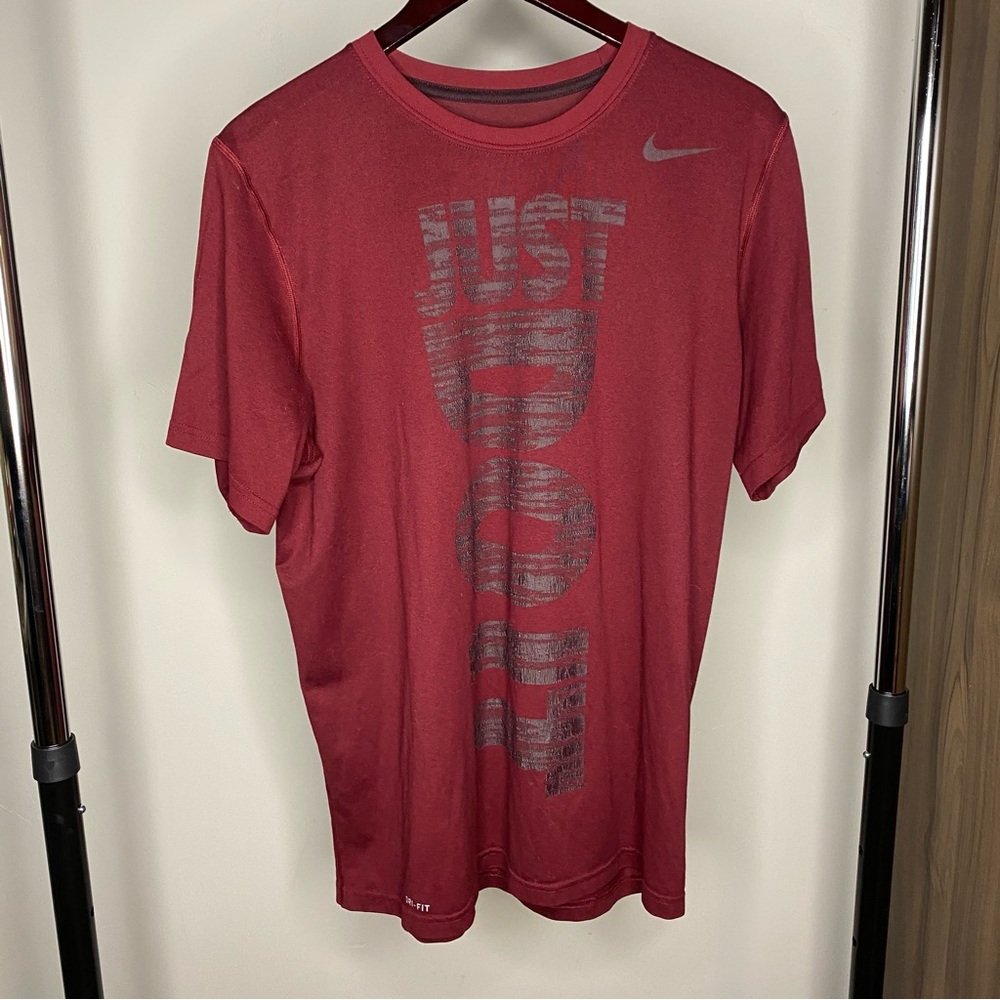 Nike Dri-Fit Size Large